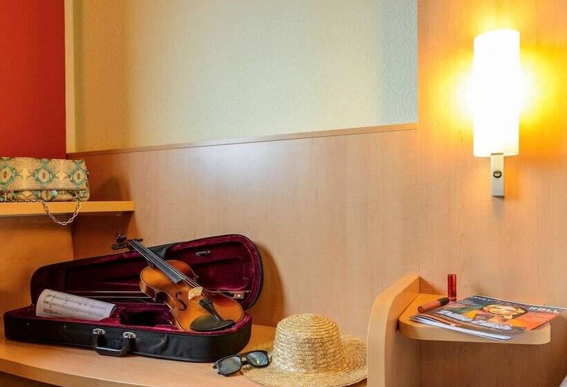 Номер Премиум, Ibis Milano Malpensa