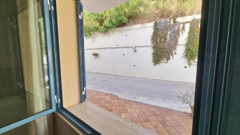 חדר אקונומי, Ipomea Club