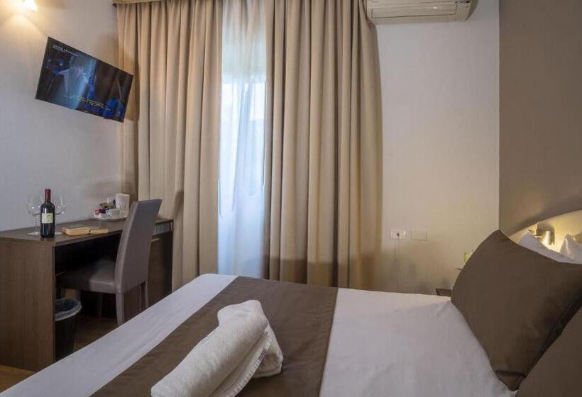 标准间, La Pergola