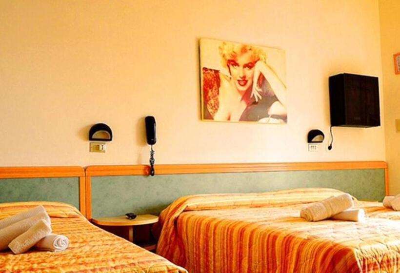 اتاق استاندارد چهار تخته, Lux