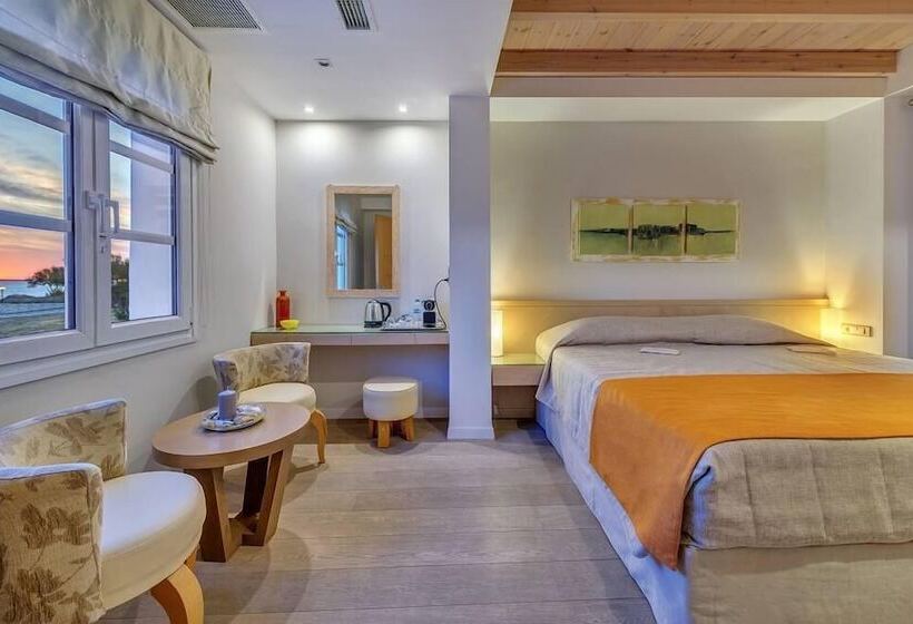 Люкс, Nissaki Beach