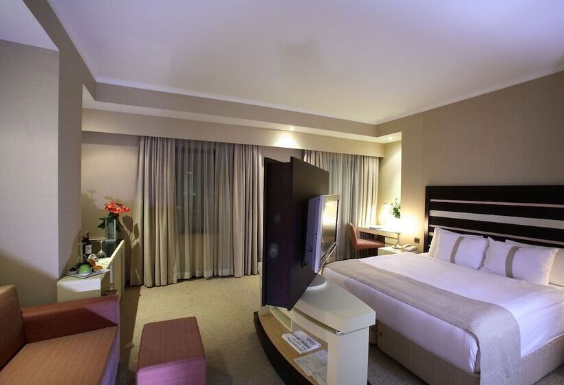 سوییت جونیور, Sundance Istanbul