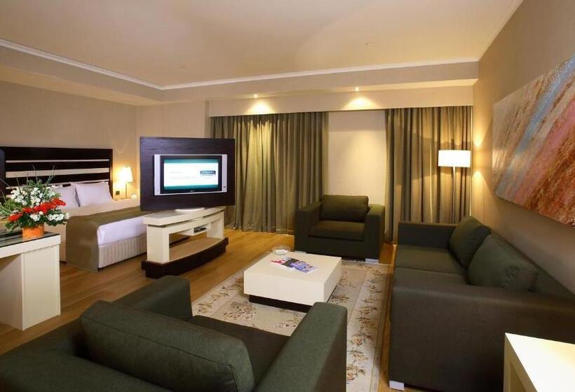 سوییت جونیور, Sundance Istanbul