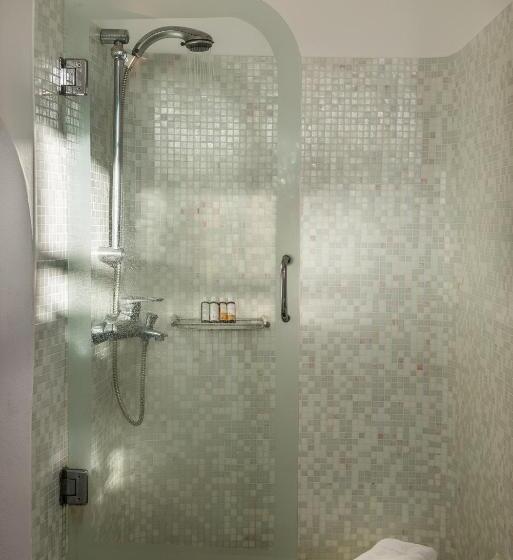 Представительский люкс с видом, Pantelia Suites