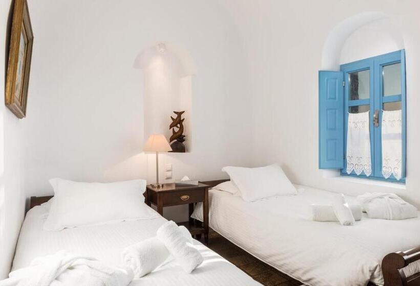 Представительский люкс с видом, Pantelia Suites