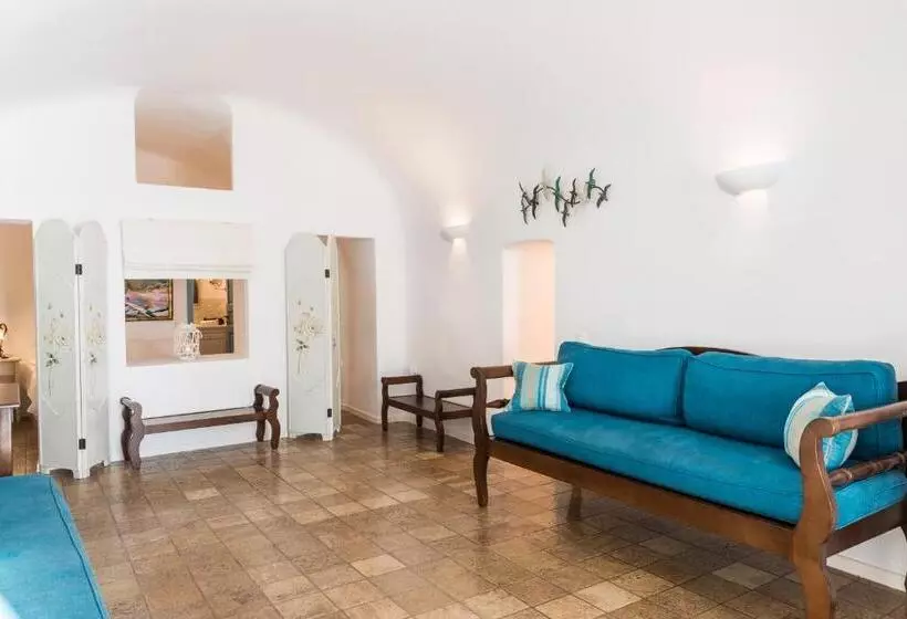 سوئیت اجرایی با مشاهده, Pantelia Suites