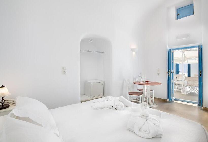 Номер Стандартный с Видом, Pantelia Suites