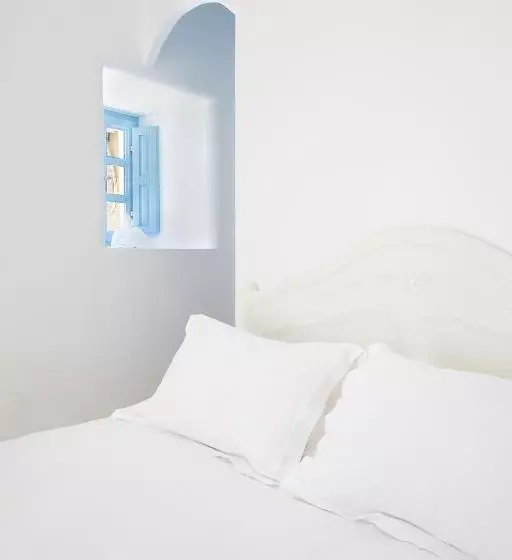 اتاق استاندارد با چشم‌انداز, Pantelia Suites