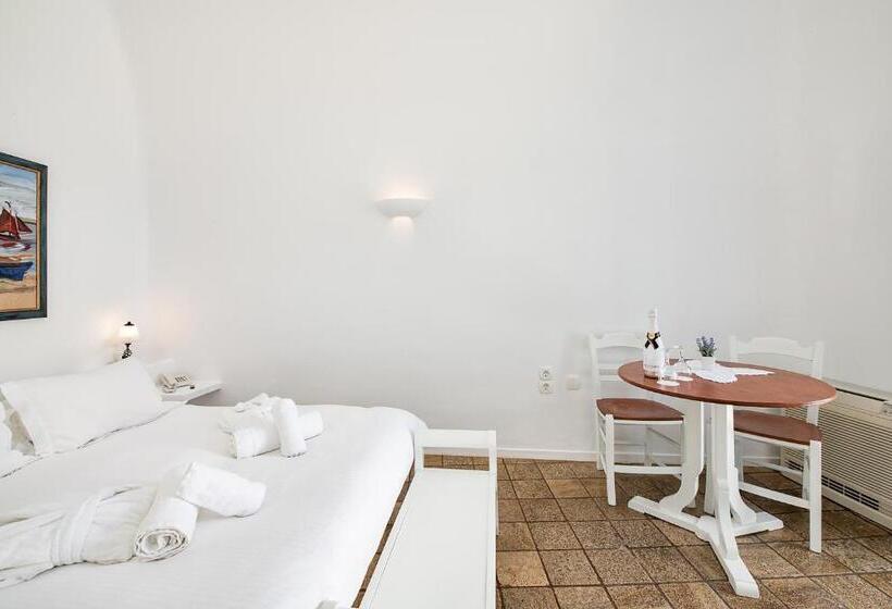 스탠다드 전망 룸, Pantelia Suites