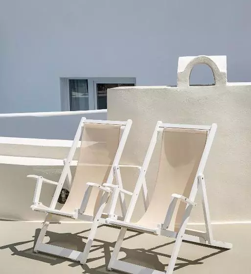 سوئیت اجرایی با مشاهده, Pantelia Suites