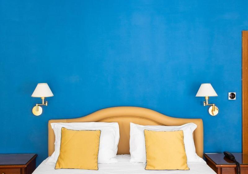 חדר סופריור, Piazza Di Spagna