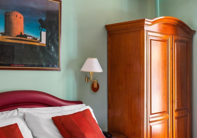 חדר אקונומי, Piazza Di Spagna