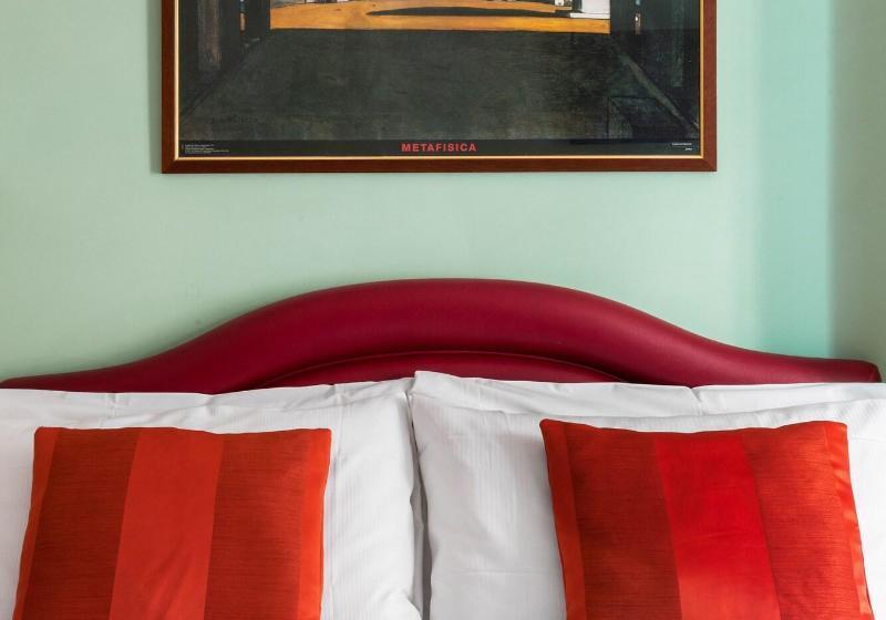 חדר אקונומי, Piazza Di Spagna