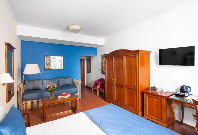 חדר סופריור, Piazza Di Spagna