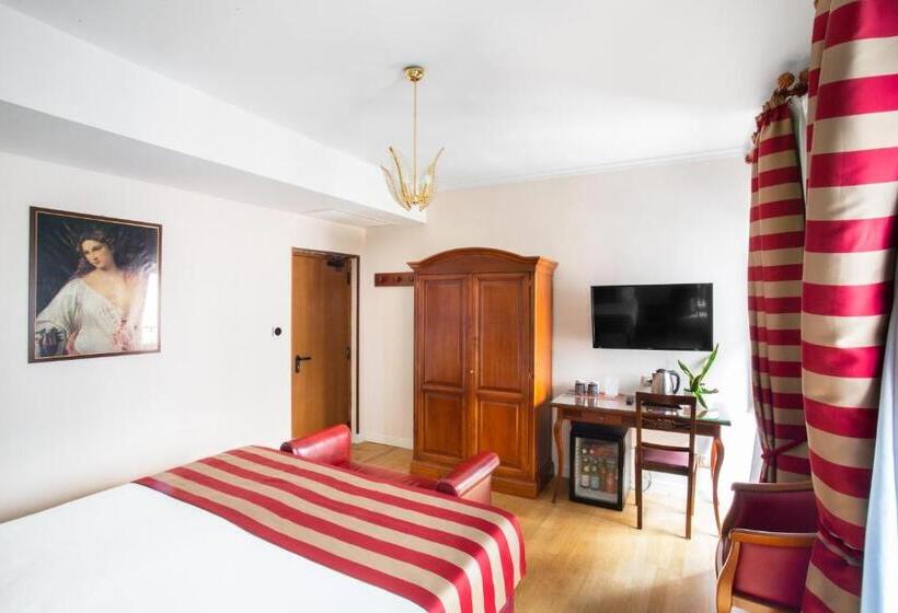 חדר סופריור, Piazza Di Spagna