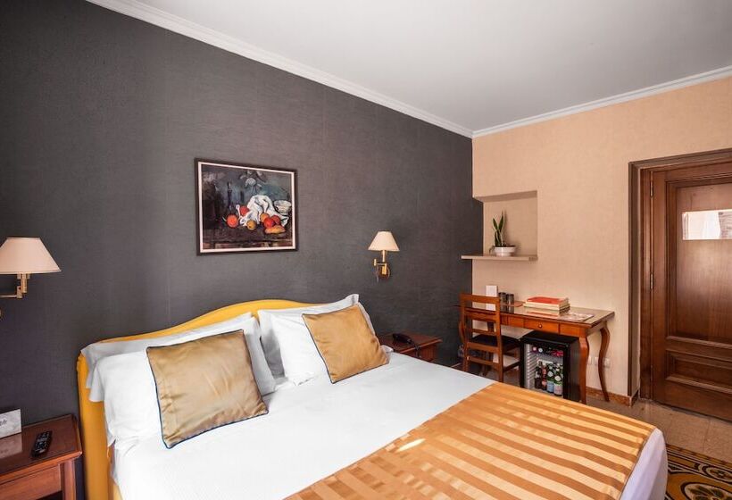 חדר סטנדרט, Piazza Di Spagna