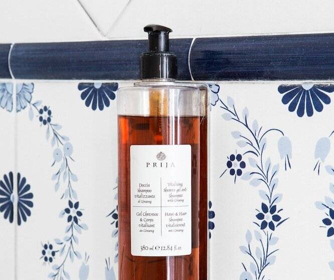 חדר סטנדרט לשלושה, Piazza Di Spagna