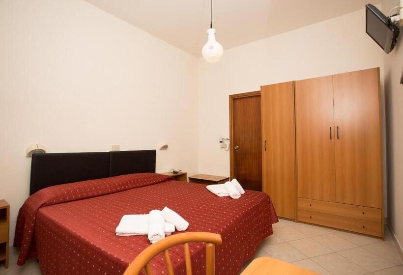 エコノミールーム, Real