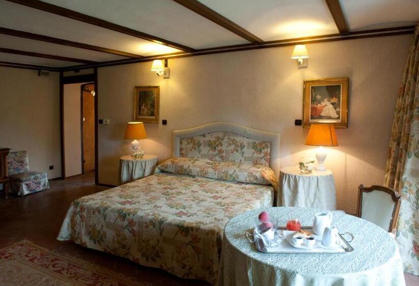스위트, Relais Del Castello Di Oviglio