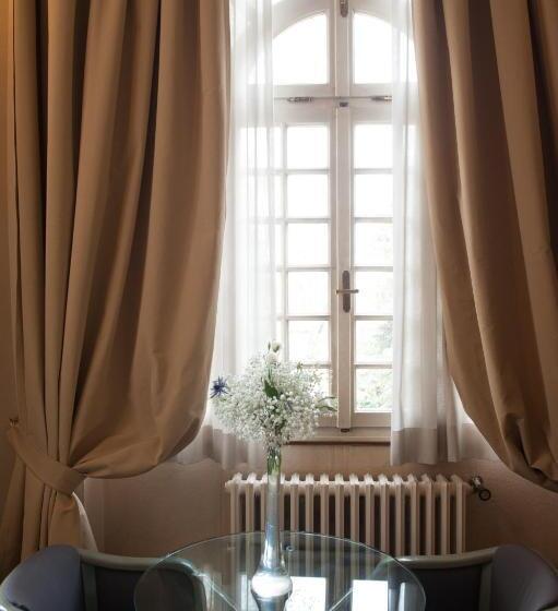 סוויטת ג'וניור, Relais Del Castello Di Oviglio