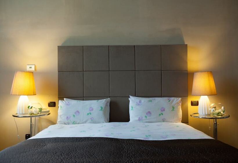 컴포트 룸, Relais Del Castello Di Oviglio