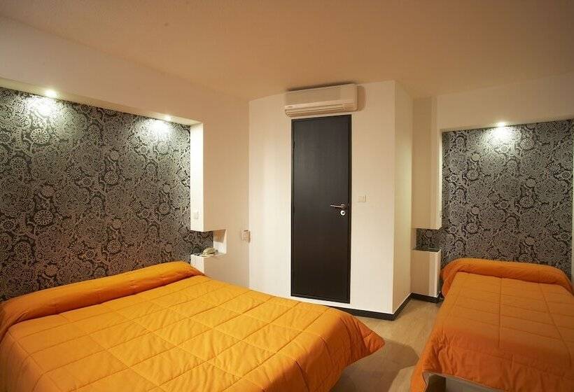 Четырехместный Номер Стандарт, Hôtel Evan