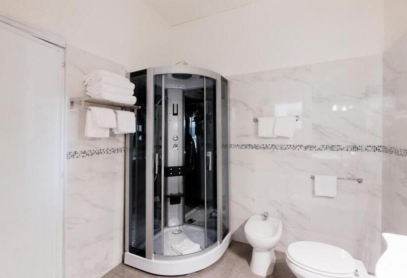 חדר סופריור עם מיטת קינג, Rome Suite Vatican