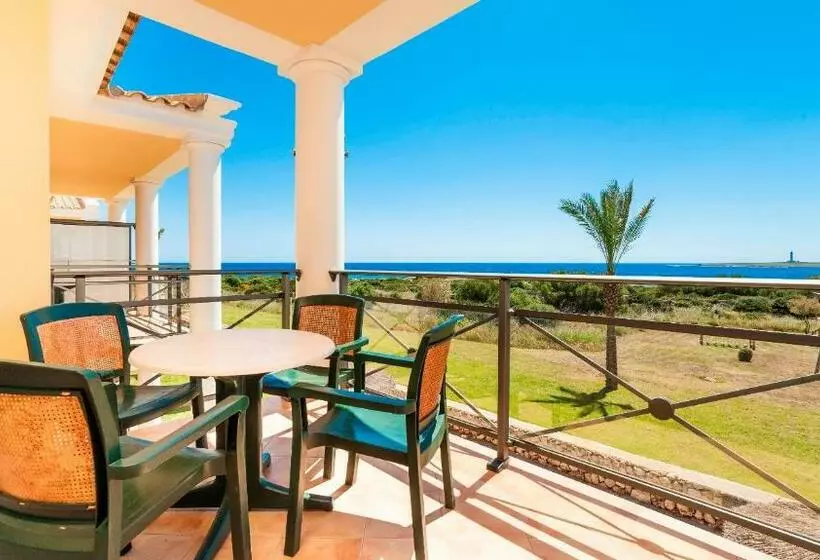 オーシャンビューのスーペリアー１ベッドルームアパートメント, Insotel Punta Prima Resort
