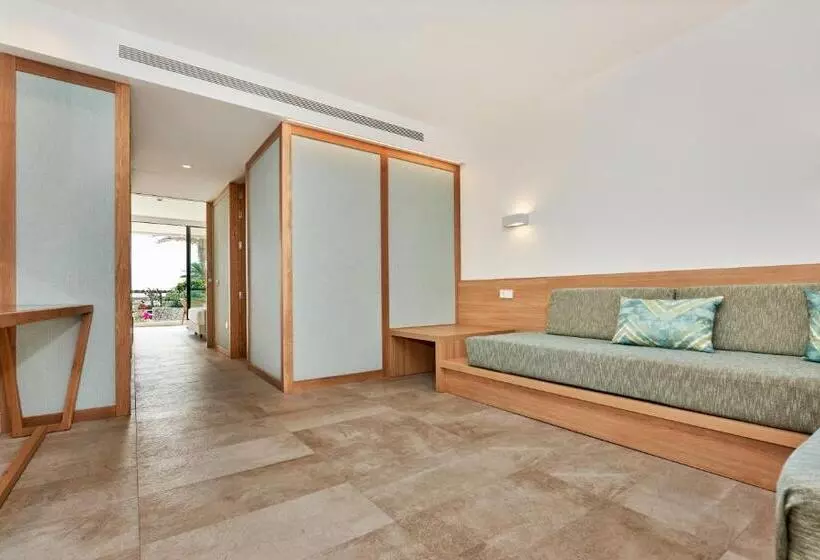 スイート（家族用）, Insotel Punta Prima Resort