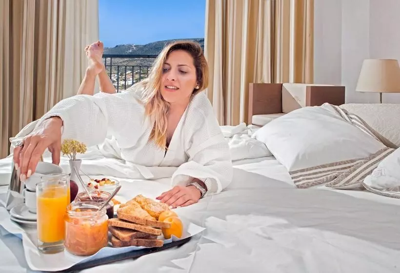 اتاق استاندارد با چشم‌انداز دریا, Kythea Resort