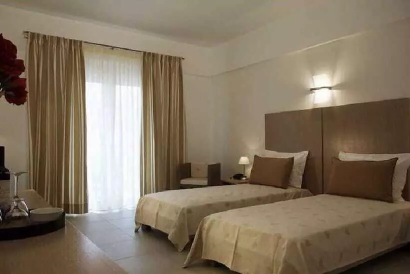 اتاق استاندارد با چشم‌انداز دریا, Kythea Resort