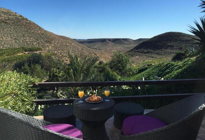 Номер Стандарт с Террасой, La Almendra Y El Gitano