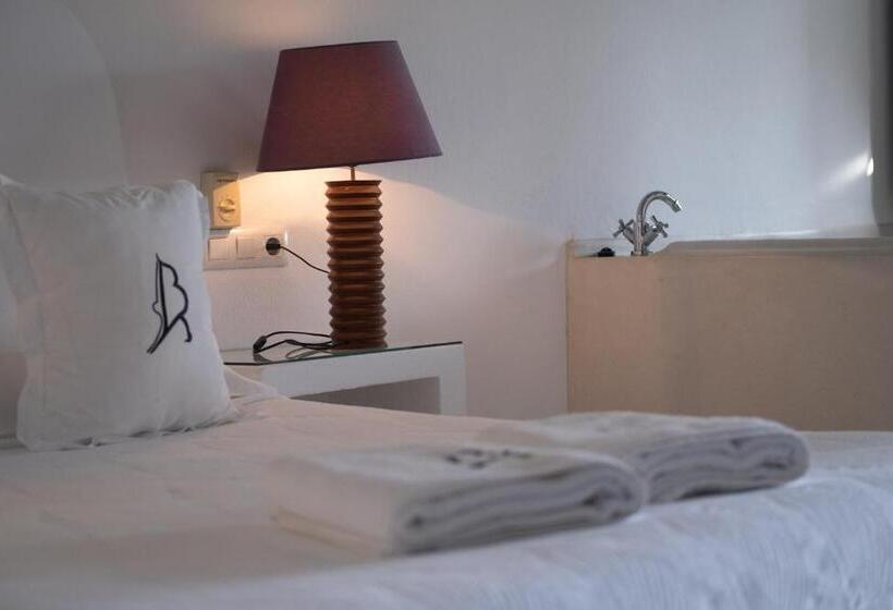 Номер Стандарт с Гидромассажем, La Almendra Y El Gitano