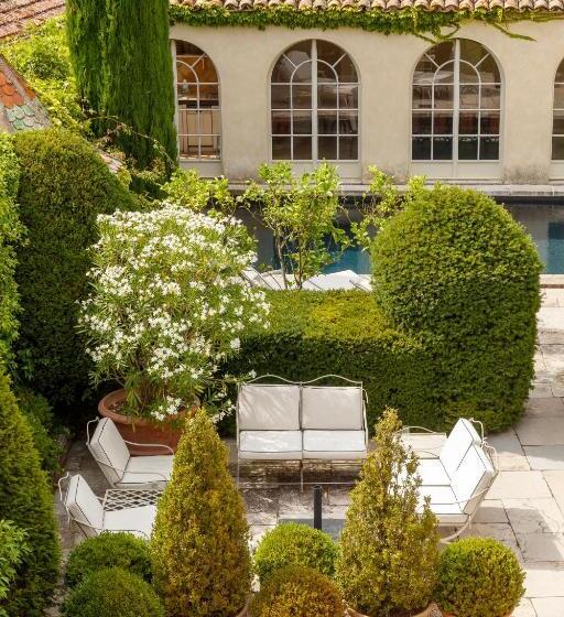 Номер Стандарт Вид на Сад, Hôtel Particulier De Tingry   Pierres D Histoire