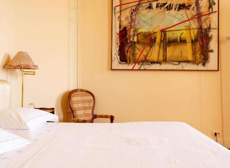 Номер Стандарт Вид на Бассейн, Hôtel Particulier De Tingry   Pierres D Histoire