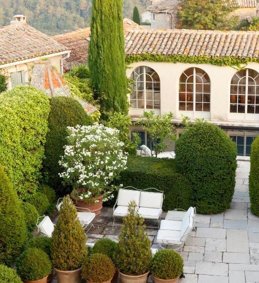 Номер Стандарт Вид на Бассейн, Hôtel Particulier De Tingry   Pierres D Histoire