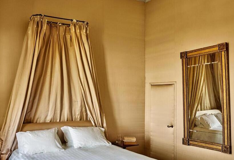 Люкс Вид на Сад, Hôtel Particulier De Tingry   Pierres D Histoire