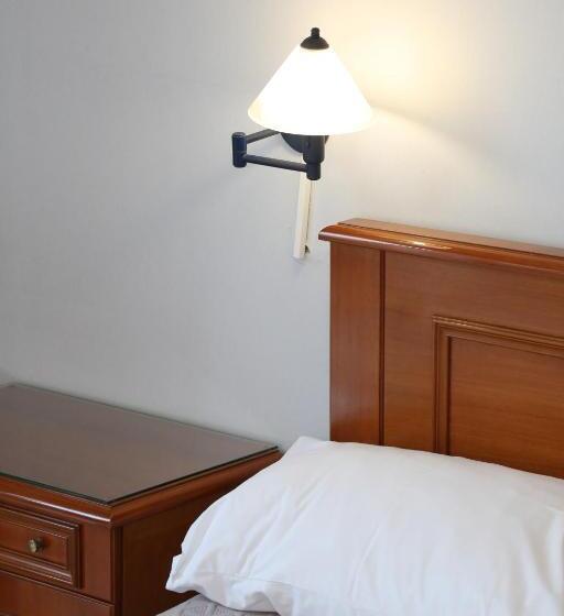 اتاق استاندارد یک نفره, Aigli Hotel Syros