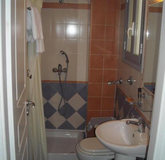 اتاق استاندارد سه نفره, Aigli Hotel Syros