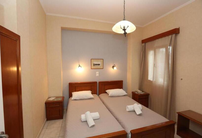 经济四人房间, Aigli Hotel Syros