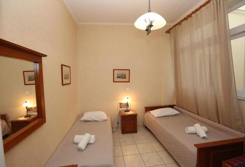 家庭间, Aigli Hotel Syros