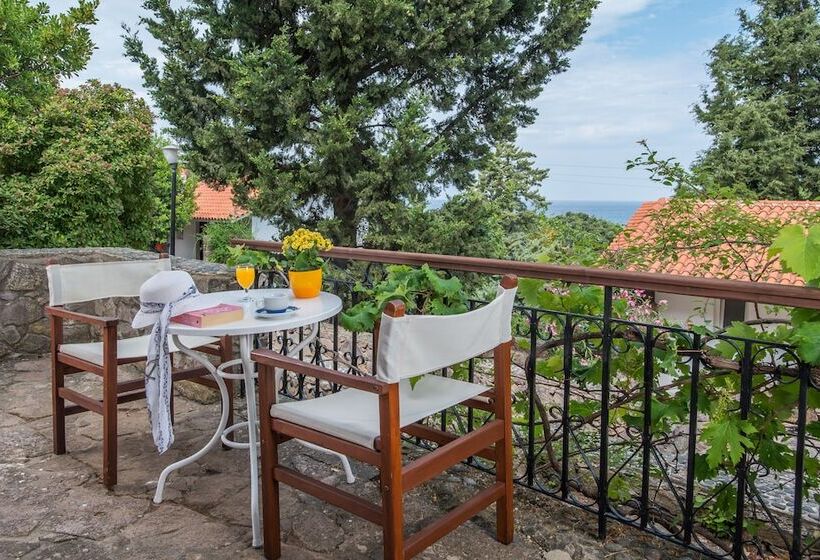 Бунгало Стандарт Вид на Сад, Delfinia Hotel & Bungalows