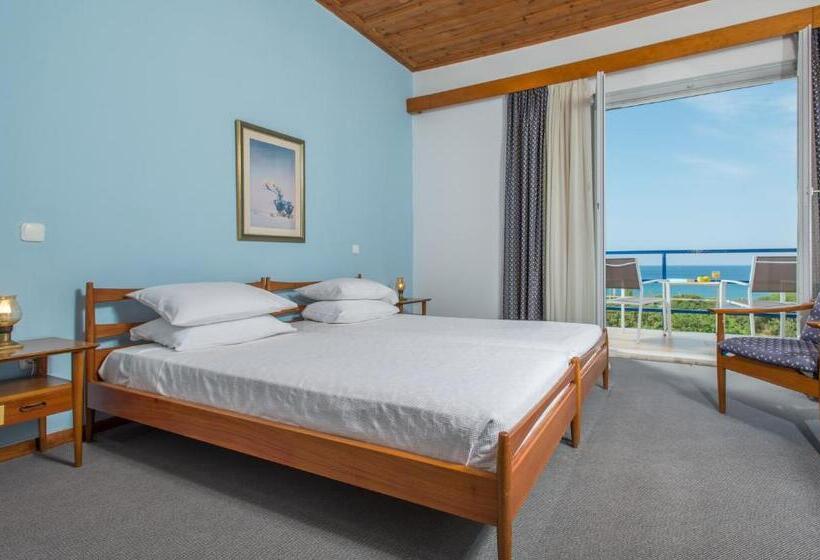 Классический Номер Вид на Море, Delfinia Hotel & Bungalows