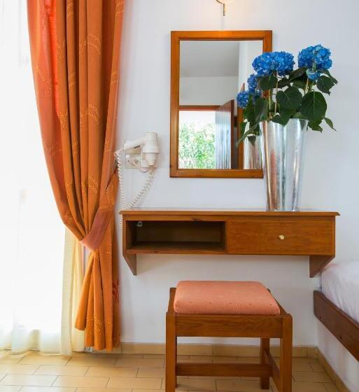 Superior bungalow with sea view, Delfinia Hotel & Bungalows