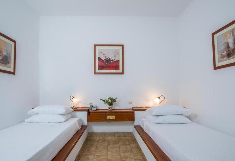 Бунгало Стандарт Вид на Сад, Delfinia Hotel & Bungalows