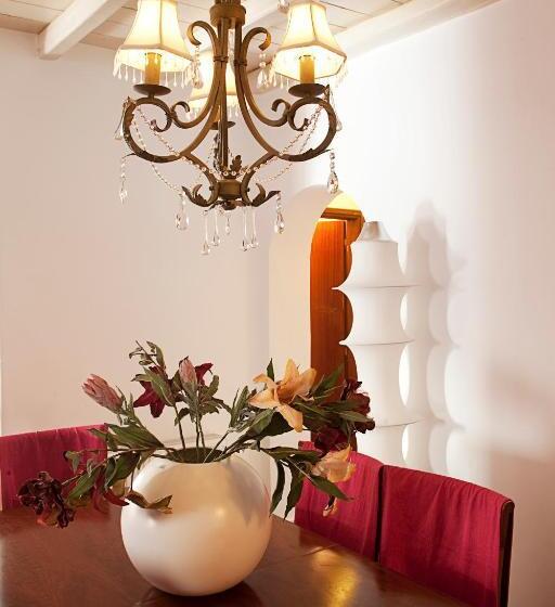 总统套房, Arte & Mare Elia Luxury Suites And Villas