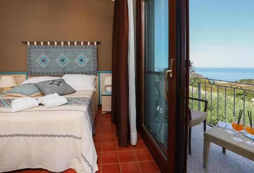 غرفة ديلوكس مطلّة علي البحر مزوَّدة بشُرفة, Il Borgo Bagabaga   Exclusive Country Retreat