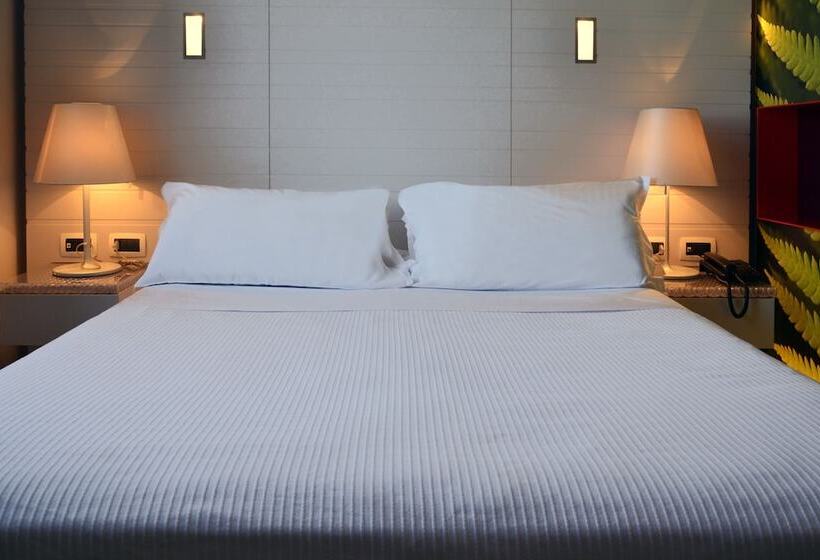 コンフォートルーム, Castello Di Montaldo Torino