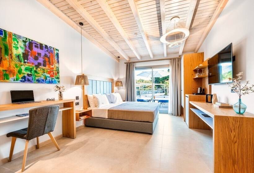 标准工作室, Chrousso Village