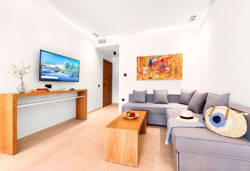 标准工作室, Chrousso Village